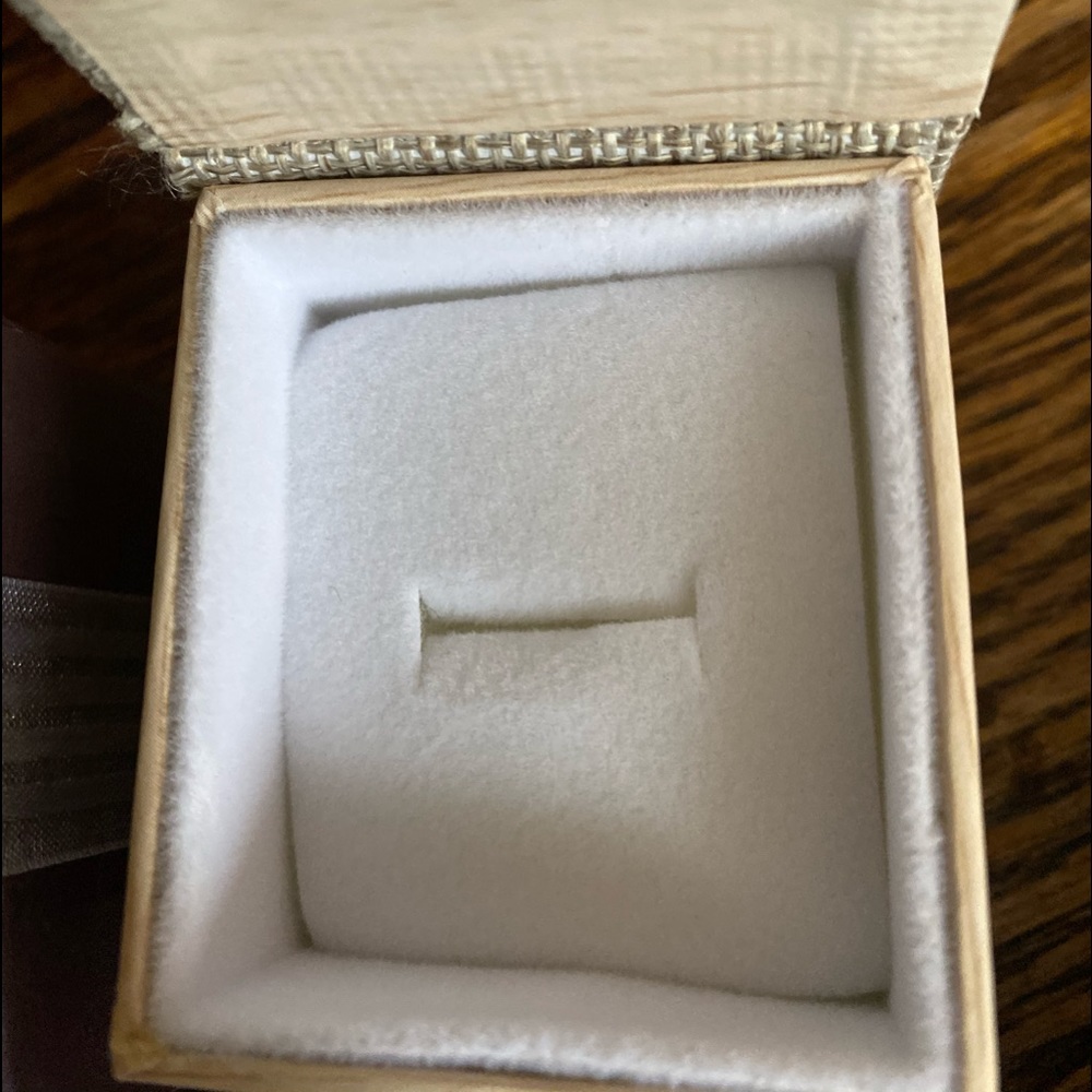 Jewelry Boxes -4 - Picture 3 of 4